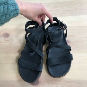 Chaco Women's Black leather Strappy Sandals